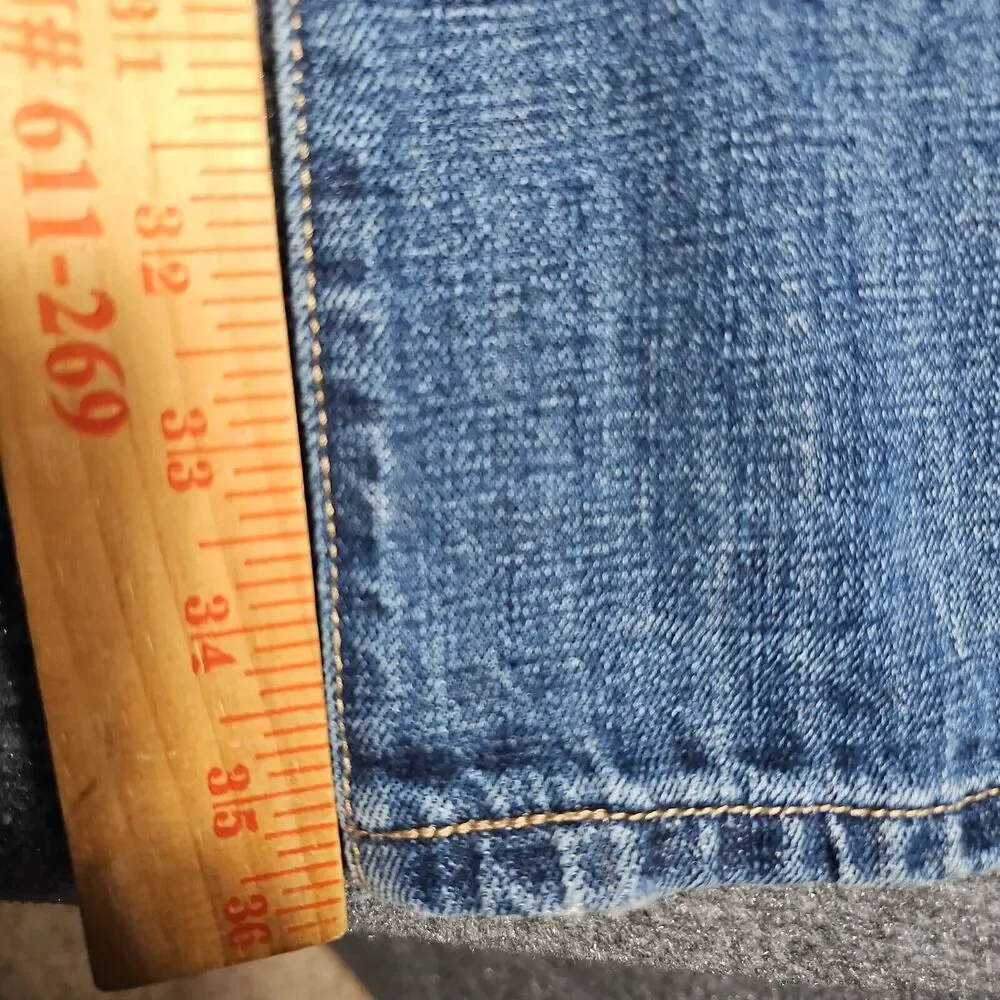 Levi’s Men’s 501 Straight Leg Button Fly Jeans Med Wash Blue 38x34 (39x35.5) - Picture 5 of 9